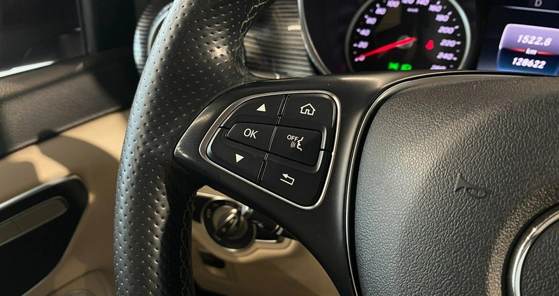 Mercedes-Benz Klasa V cena 219900 przebieg: 128600, rok produkcji 2019 z Piastów małe 466